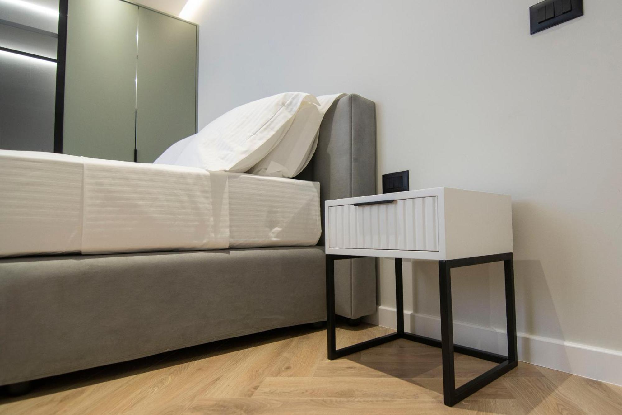 Mina Luxury Rooms Тирана Экстерьер фото