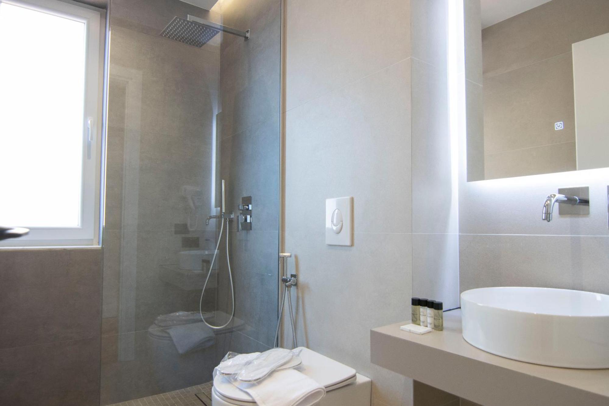 Mina Luxury Rooms Тирана Экстерьер фото