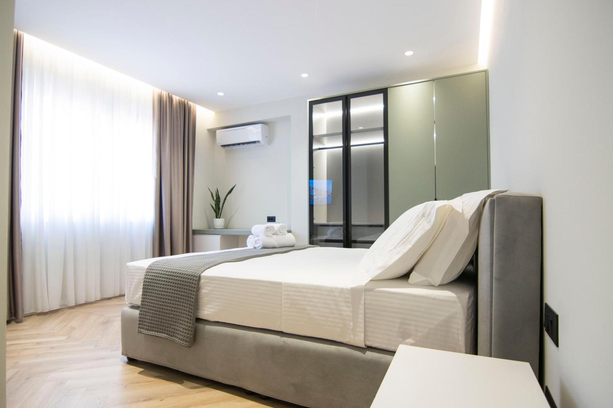 Mina Luxury Rooms Тирана Экстерьер фото
