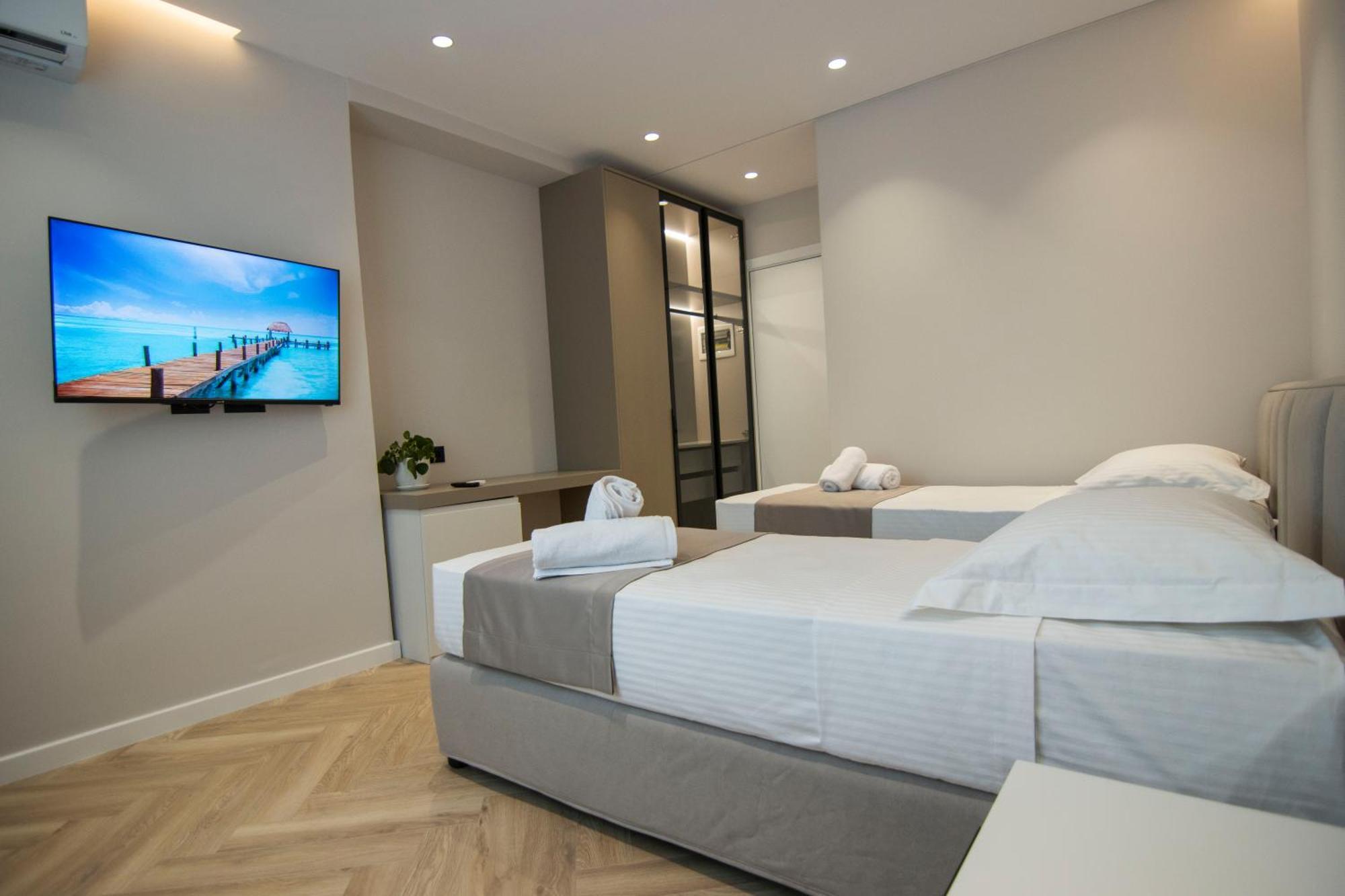 Mina Luxury Rooms Тирана Экстерьер фото